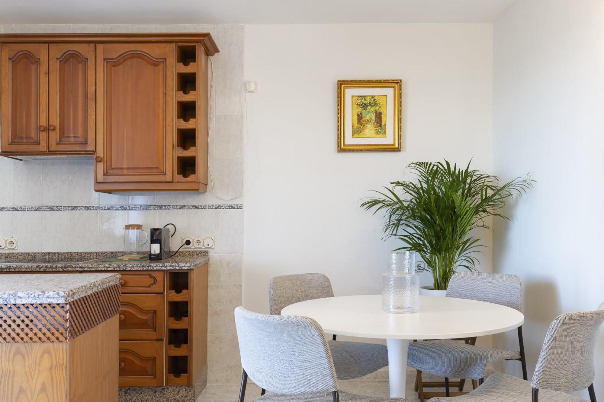 Beachfront Apartment With Terrace And Seaviews Fuengirola Extérieur photo
