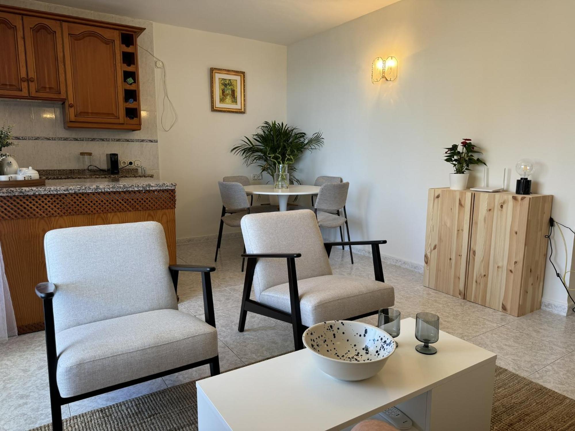 Beachfront Apartment With Terrace And Seaviews Fuengirola Extérieur photo